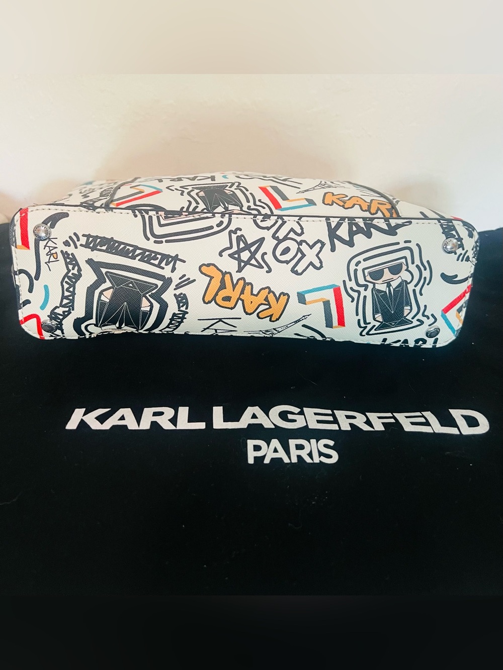 Karl Lagerfeld Paris White Graffiti Crossbody Shoulder Bag - Picture 5 of 15